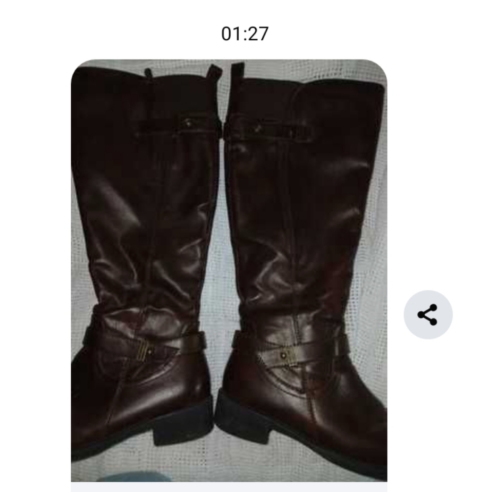 Dream Pairs Brown and Black Boots